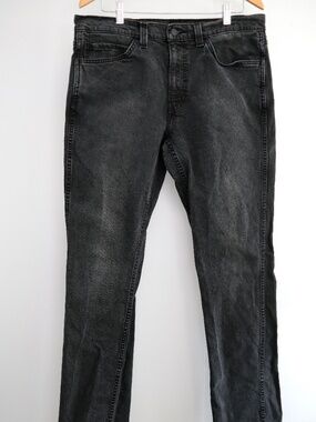 Levi's - 511 Black Tag  (tag 36 x 32, fit ~34)